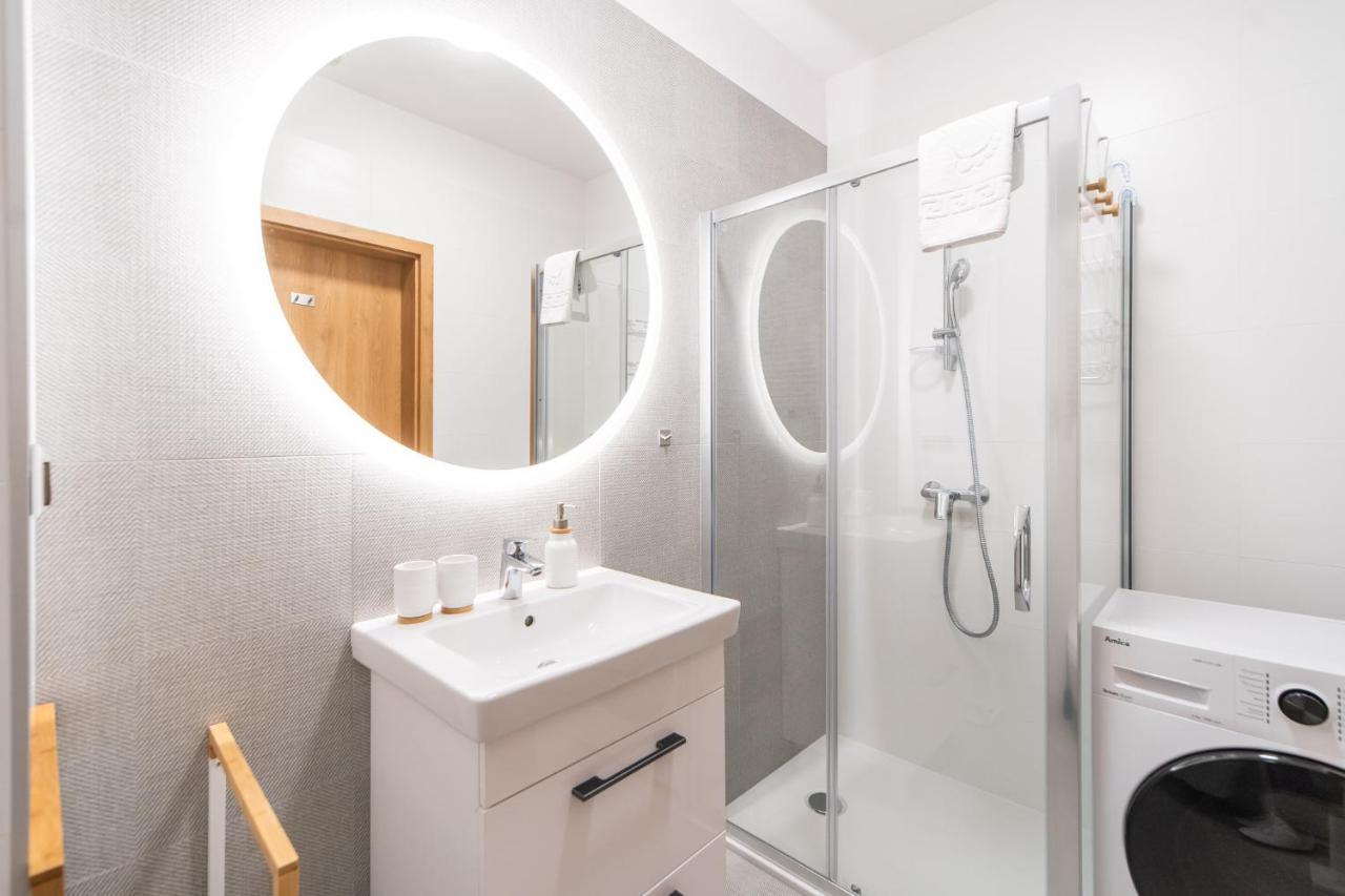 Aquamarina Prima Seaside Apartments By The Beach By Noclegi Renters Miedzyzdroje Buitenkant foto