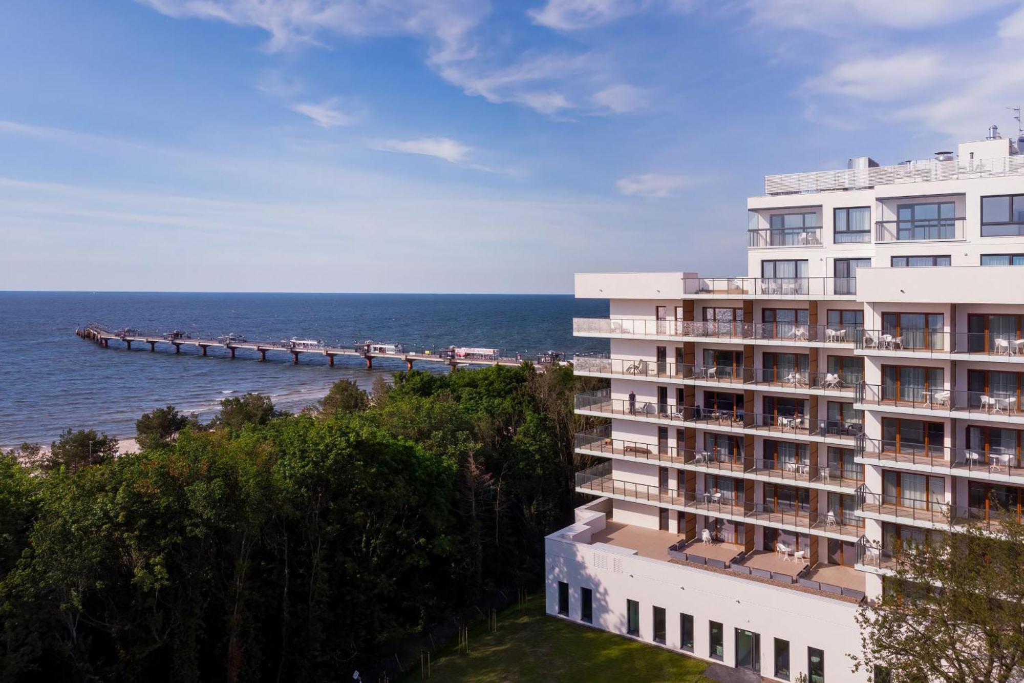 Aquamarina Prima Seaside Apartments By The Beach By Noclegi Renters Miedzyzdroje Buitenkant foto